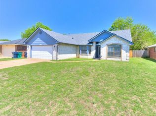 1008 Sennybridge Dr, Yukon, OK 73099