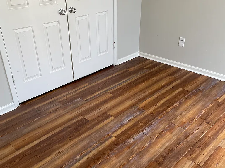 10624 Greensboro Rd #102 — Photo 7