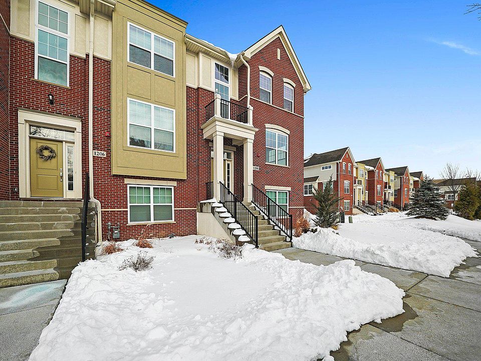 1208 Danforth Ct Vernon Hills IL Zillow