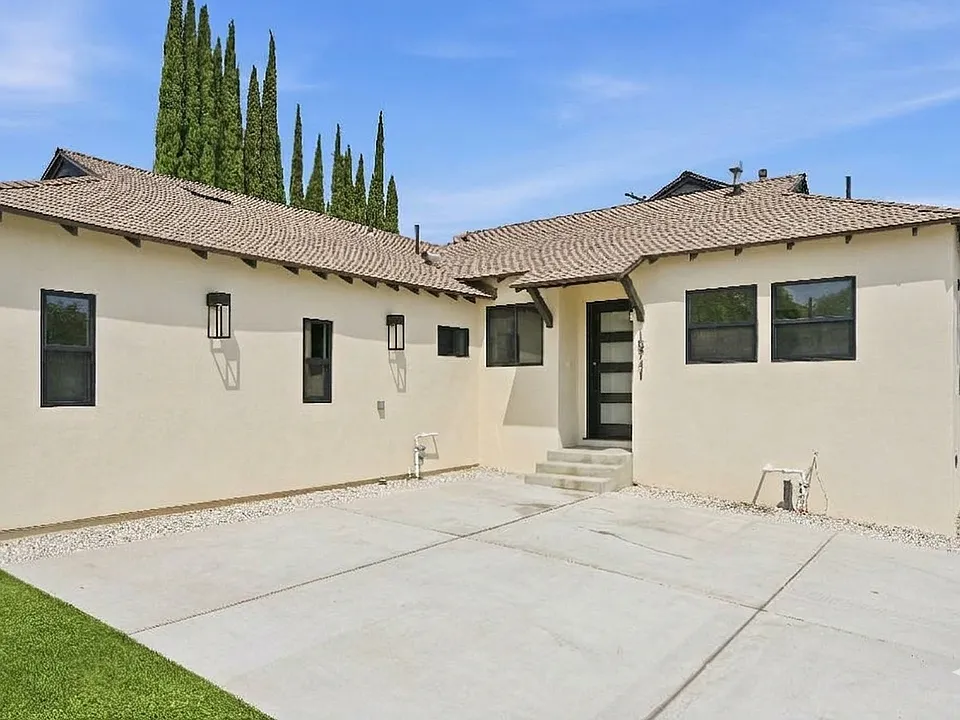 18741 Covello St
