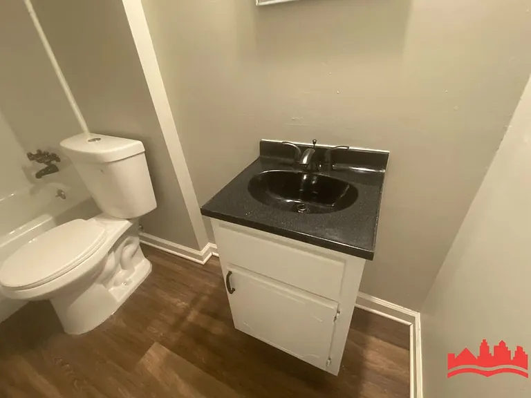 8743 Greenbrook Pkwy — Photo 10