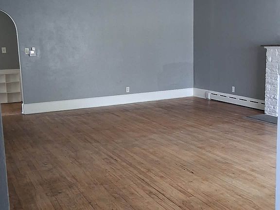 3rd image of 1301 Park Ave #1