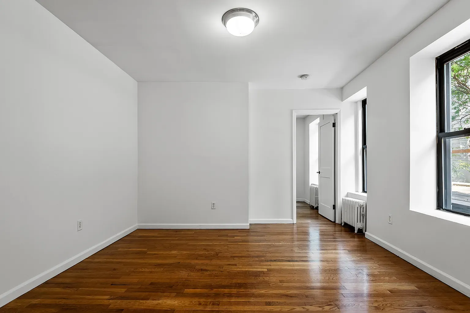 402 East 78th Street — Photo 4