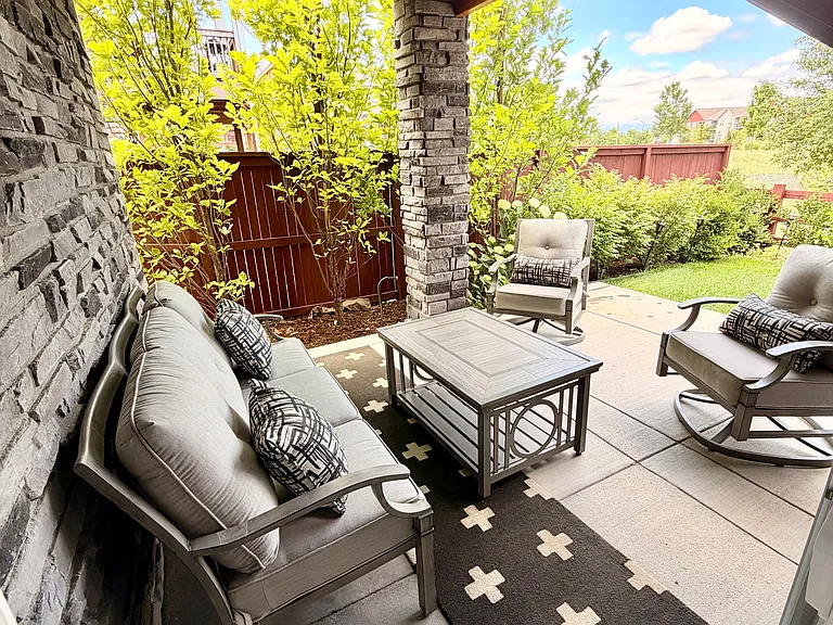 1820 Hydrangea Dr — Photo 26