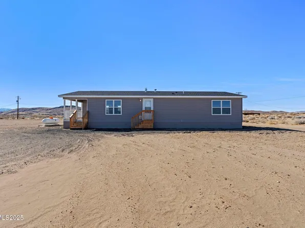 7575 Remington Rd, Silver Springs, NV 89429