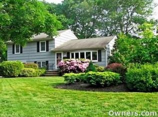 103 Irving Ave, Livingston, NJ 07039
