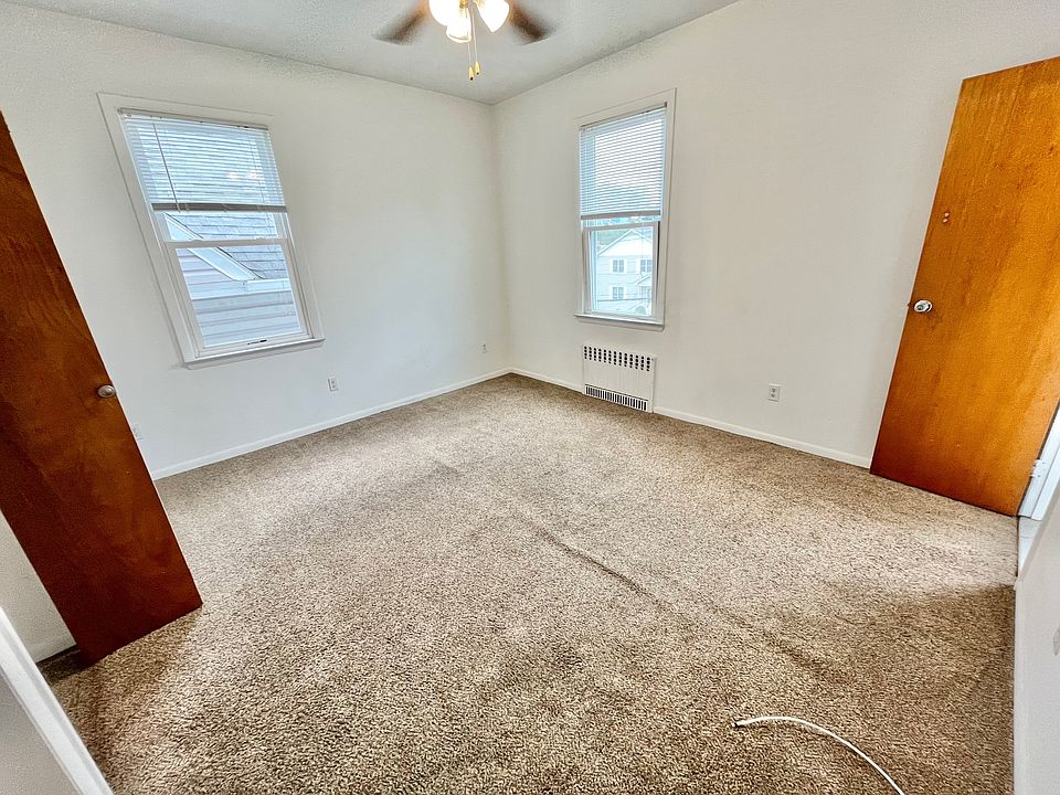 2nd image of 68 Highland Ave Floor 2