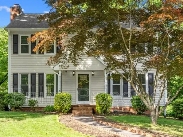 4457 Eagles Nest Dr, Winston Salem, NC 27127