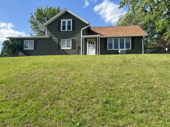 15678 Lincoln Rd, Morrison, IL 61270