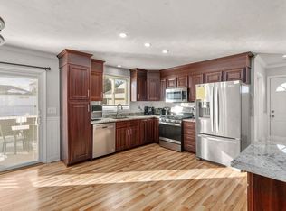 231 Lapham St, Fall River, MA 02721