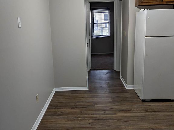 4th image of 530 N Union St