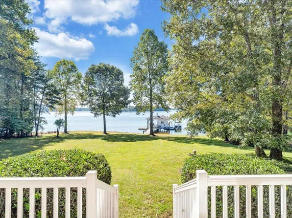148 Tranquility Rd, Moneta, VA 24121