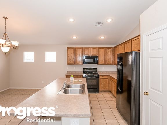 5th image of 5917 Rolling Creek St