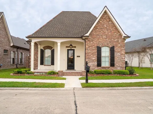323 Rue Saint Rachel, Houma, LA 70360