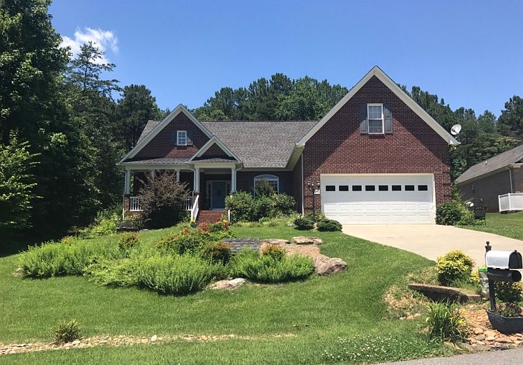 River rock, zoyza Grass, 