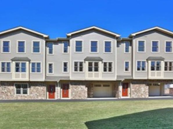 452 Grand Ave #B