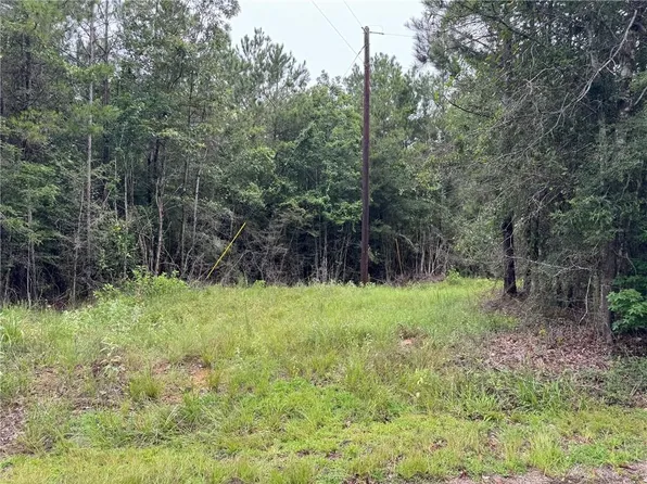 1 Henderson Rd, Forest Hill, LA 71430