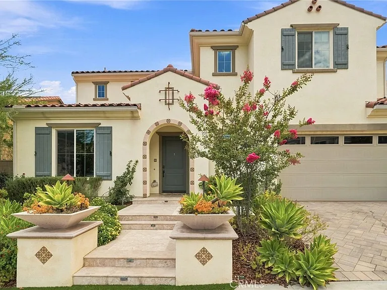 24357 W Clear Creek Pl — Photo 3
