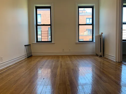 Rented by Hillel Realty Group | media 12