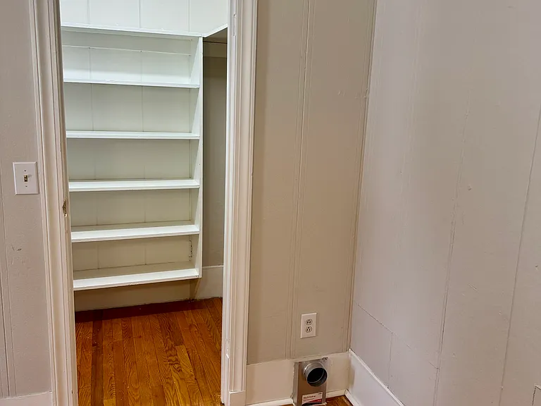 220 Elm St — Photo 11
