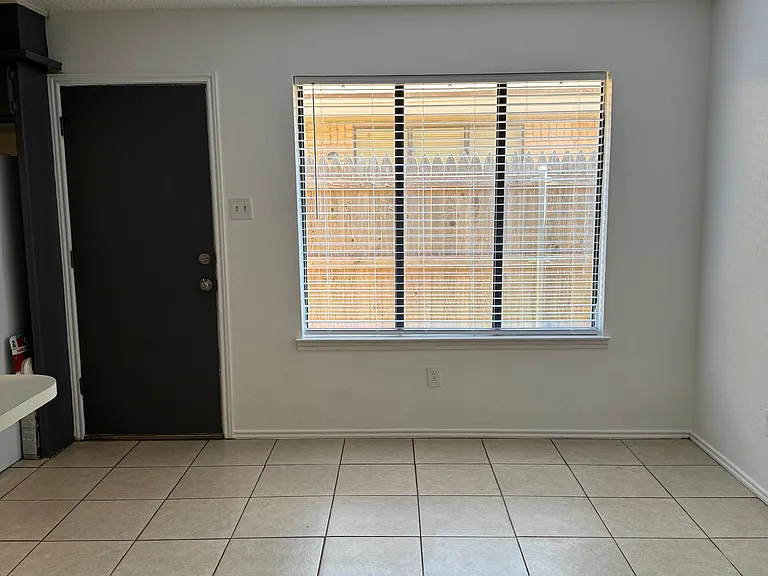 7505 Akron Ave #B — Photo 23