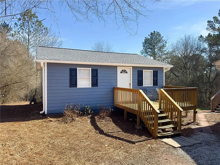 1817 Hardman Ln — Photo 17