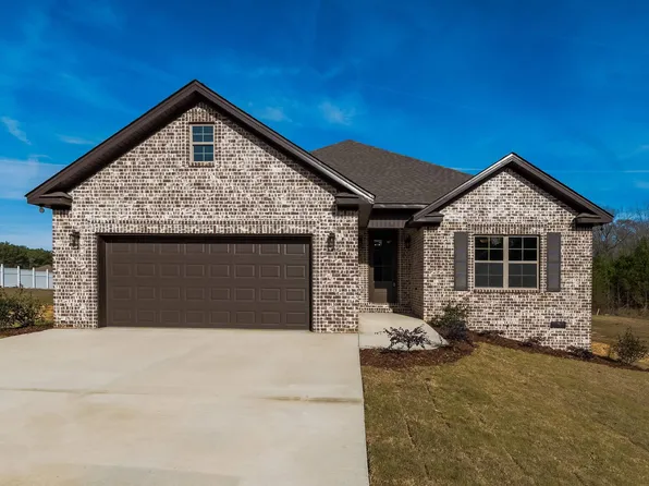 91 N Creek Dr, Sylacauga, AL 35150