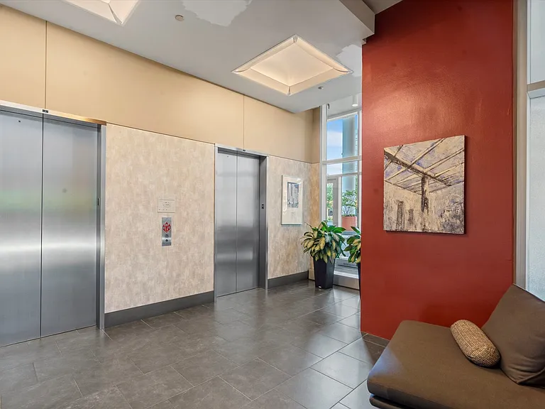 737 W Washington Blvd #2804 — Photo 29