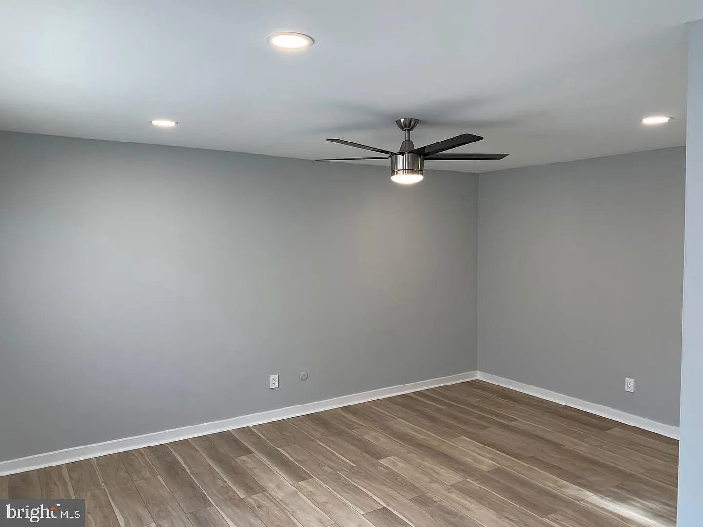2 bed, 1.0 bath, 1200 sqft, $1,495 — Photo 4