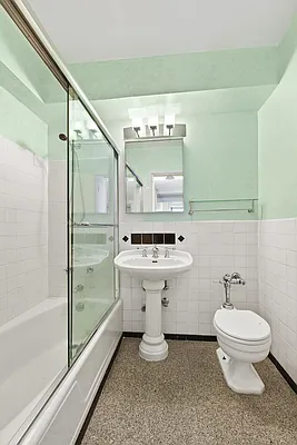 Sold by William Raveis Real Estate | media 6