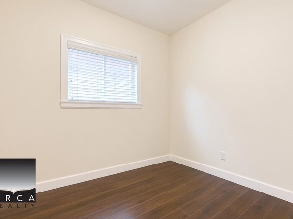2 bedroom rental in Vancouver — photo 4