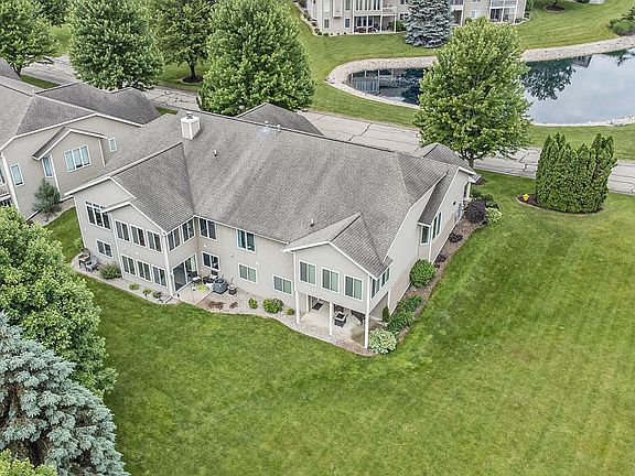 3rd image of 4648 Windsor Hill Dr