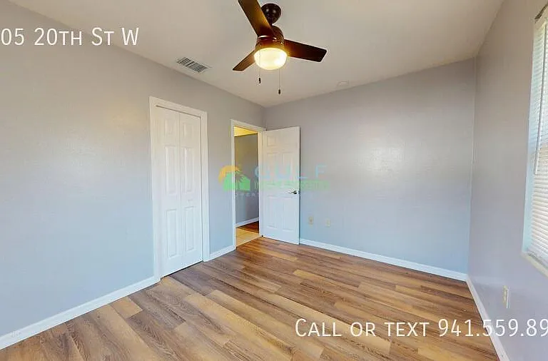 2205 20th St W — Photo 12