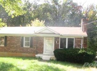 196 Kentucky Cir, Radcliff, KY 40160