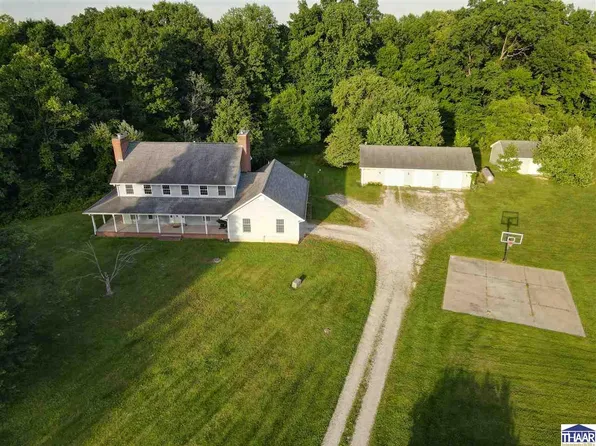 9415 Greencastle Rd, Terre Haute, IN 47805
