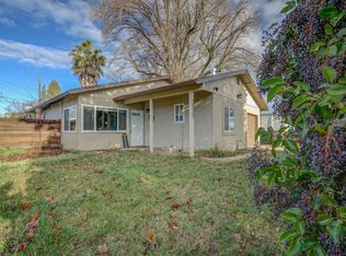 2932 Roan Ct, Anderson, CA 96007