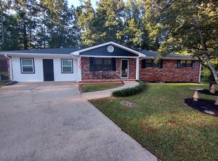 3435 Donna Ct, Douglasville, GA 30135