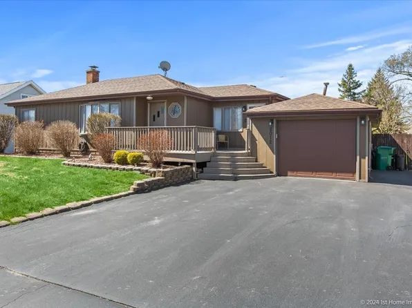 8012 Normandy Ave, Burbank, IL 60459