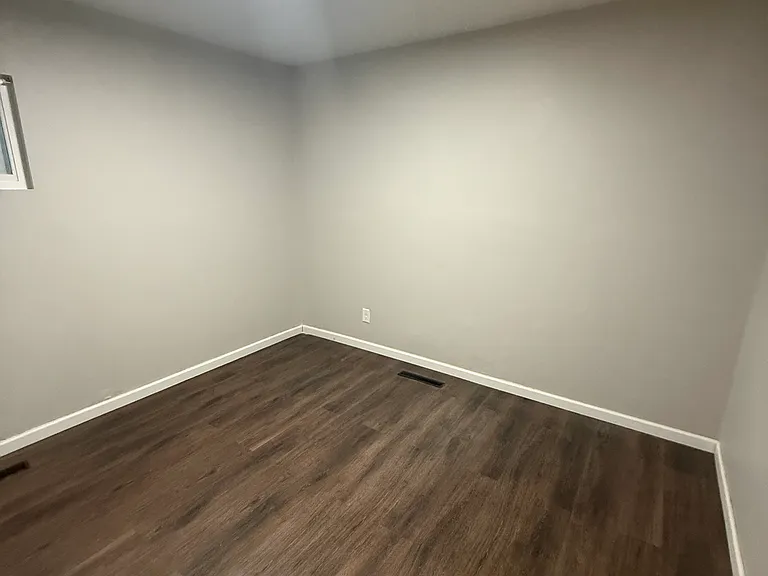 2282 Dawnlight Ave — Photo 9