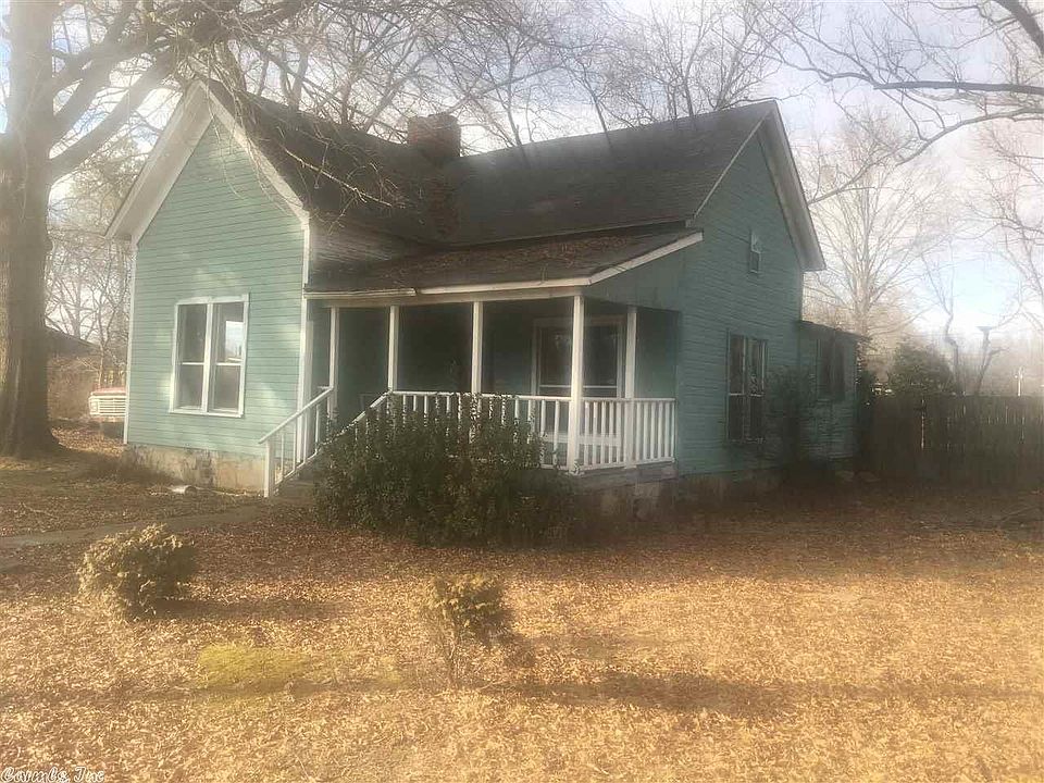 2nd image of 708 W College St