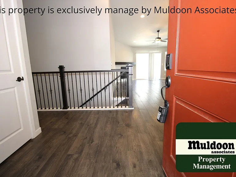 10339 Finn Dr — Photo 3