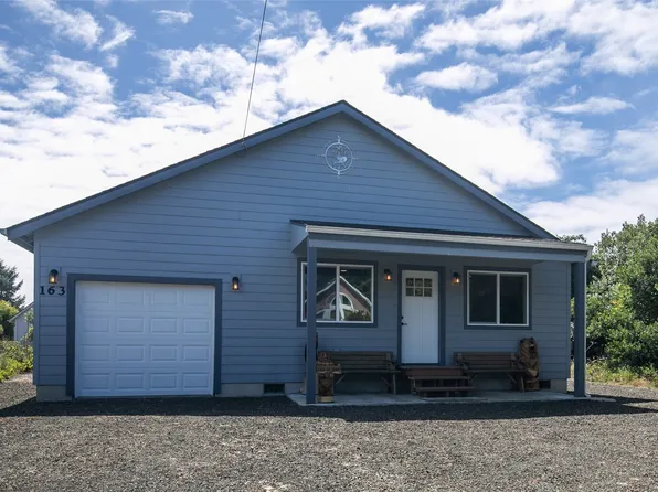 163 Wishkah Street SW, Ocean Shores, WA 98569