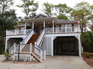 865 Club Cottage Rd, Edisto Island, SC 29438