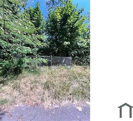 139 W 22nd St — Photo 10