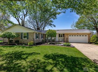 8 Maple Ln, Arcanum, OH 45304