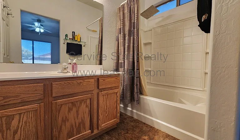 44152 W Cydnee Dr — Photo 10