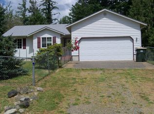 919 Tipsoo Loop N, Rainier, WA 98576