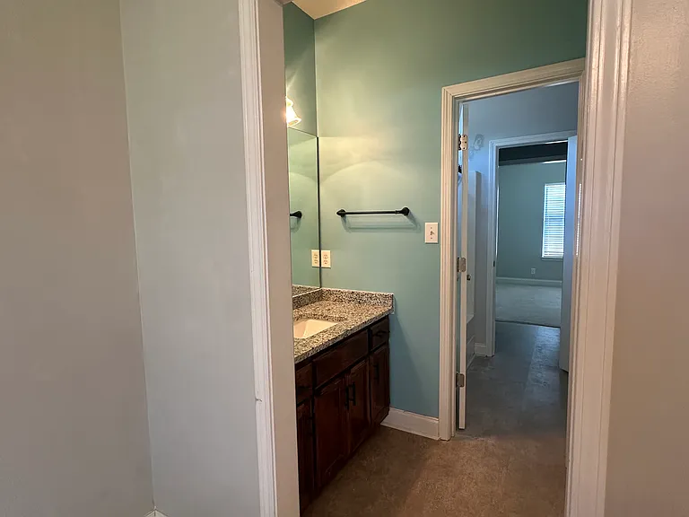 104 Elderberry Ct — Photo 16
