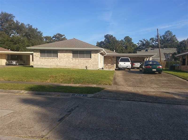 1st image of 2818 Somerset Dr