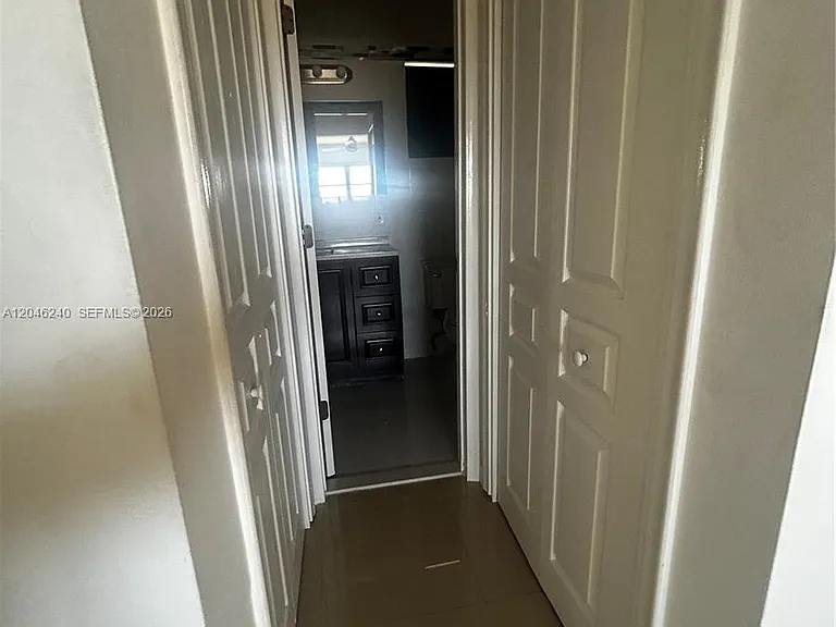 2880 NE 203rd St #B25 — Photo 16
